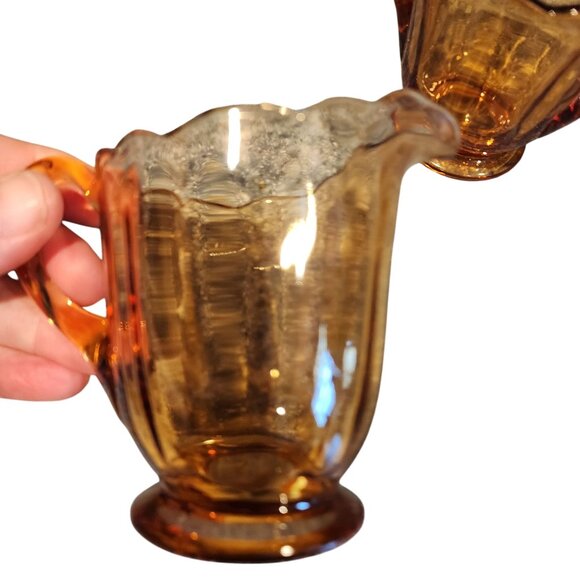 Vintage Martinsville Elegant Glass Newport Amber Sugar & Creamer Set - Picture 6 of 7